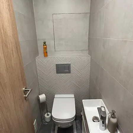 Cozy Flat By High Tatras! *