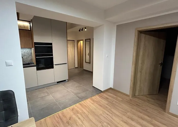 Cozy Flat By High Tatras! * بوبراد